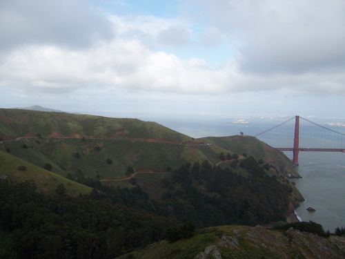 Golden Gate Bridge (palo-alto_100_8366.jpg) wird geladen. Eindrucksvolle Fotos von der Westküste Amerikas erwarten Sie.